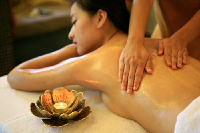 massage yoni uy tin 700x467